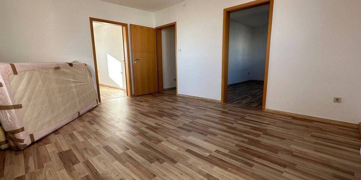 Mehrfamilienhaus, Wohnhaus Jettingen Oberjettingen - 9 Zimmer, 125 m&sup2;, 395.000&euro; | Angebot:25685578