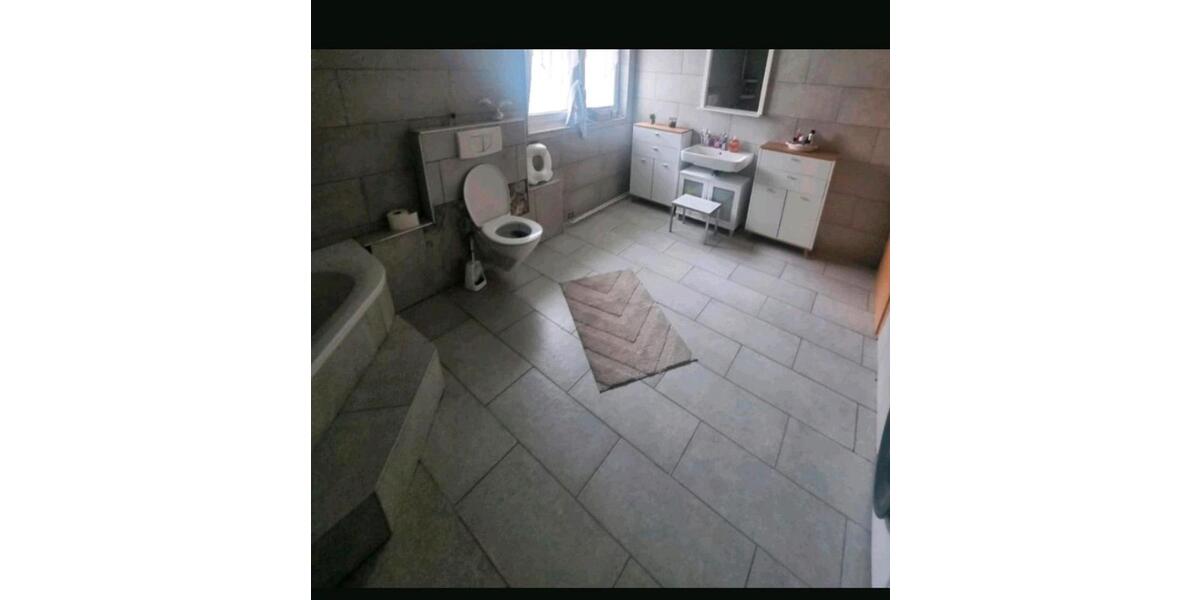Etagenwohnung Burladingen - 4 Zimmer, 115 m&sup2;, 850&euro; | Angebot:26058320