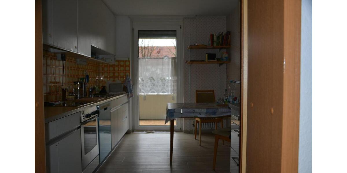 Etagenwohnung Reutlingen Reutlingen (Kernstadt) - 4 Zimmer, 125 m&sup2;, 395.000&euro; | Angebot:25355009