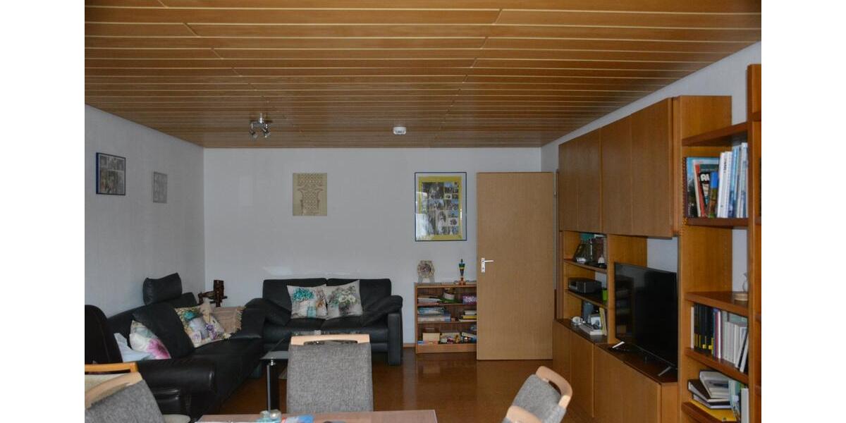 Etagenwohnung Reutlingen Reutlingen (Kernstadt) - 4 Zimmer, 125 m&sup2;, 395.000&euro; | Angebot:25355009