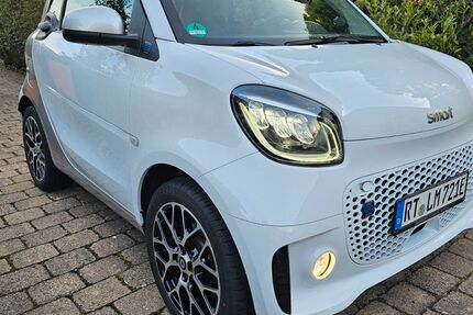 Smart ForTwo 32.667 km 11.600 &euro; Reutlingen 72766