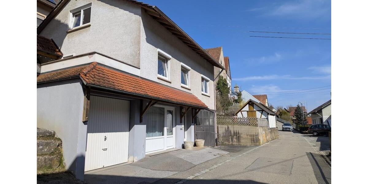 Einfamilienhaus Horb am Neckar - 7 Zimmer, 130 m&sup2;, 319.000&euro; | Angebot:26225581
