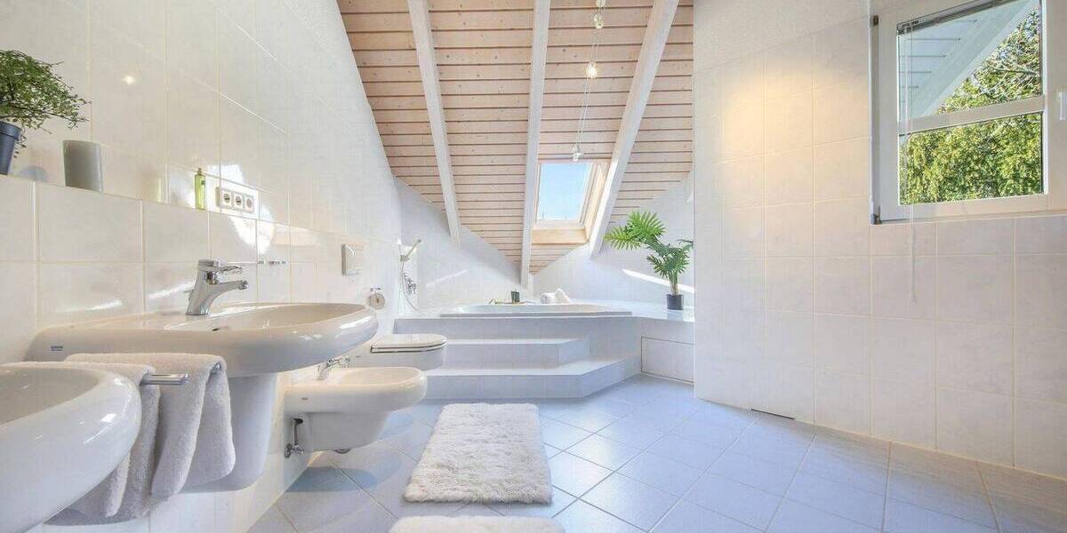 Einfamilienhaus Grafenau Döffingen - 5 Zimmer, 357 m&sup2;, 1.550.000&euro; | Angebot:26043653