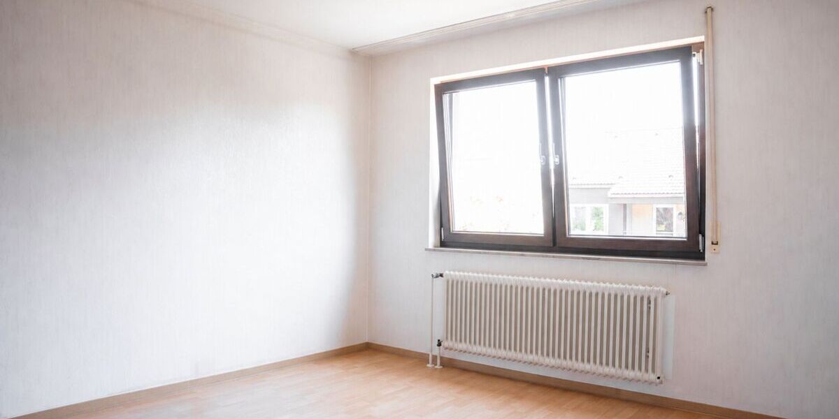 Großzügiges, gepflegtes Reihenhaus für Familien mit Studio, Garage und sonnigem Garten - Einfamilienhaus Gärtringen Rohrau | Angebot:27208429