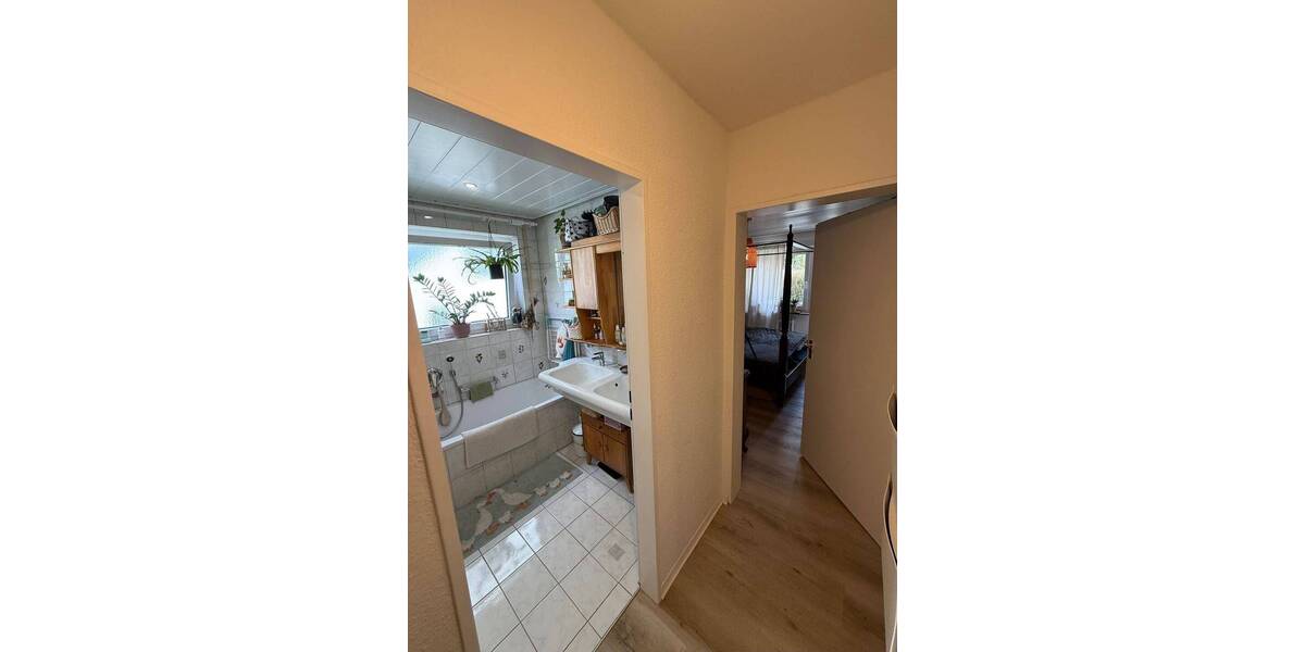 Etagenwohnung Stuttgart Kaltental - 3 Zimmer, 69 m&sup2;, 289.000&euro; | Angebot:25957857