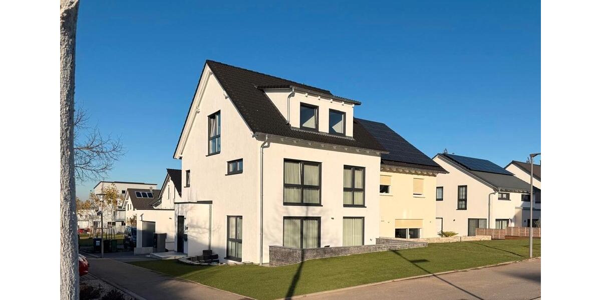 Doppelhaushälfte Rottenburg am Neckar - 7 Zimmer, 220 m&sup2;, 790.000&euro; | Angebot:27126762