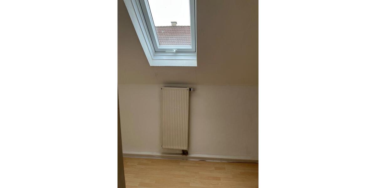 Dachgeschoßwohnung Tübingen - 2.5 Zimmer, 48 m&sup2;, 750&euro; | Angebot:26109804