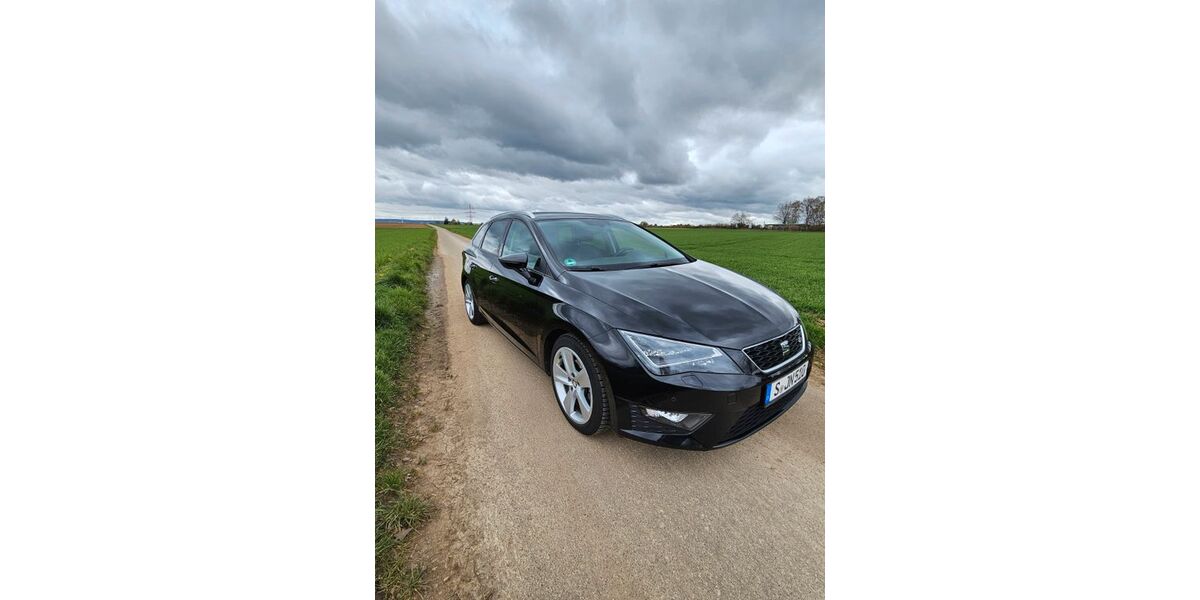Seat Leon 146.612 km 9.200 &euro; Stuttgart 70376