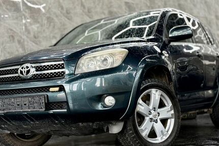 Toyota RAV 4 200.000 km 3.999 &euro; Reutlingen 72762