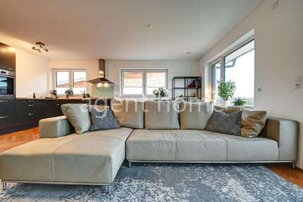 Wohnung Schönaich - 3 Zimmer, 90 m&sup2;, 1.880&euro; | Angebot:27226080