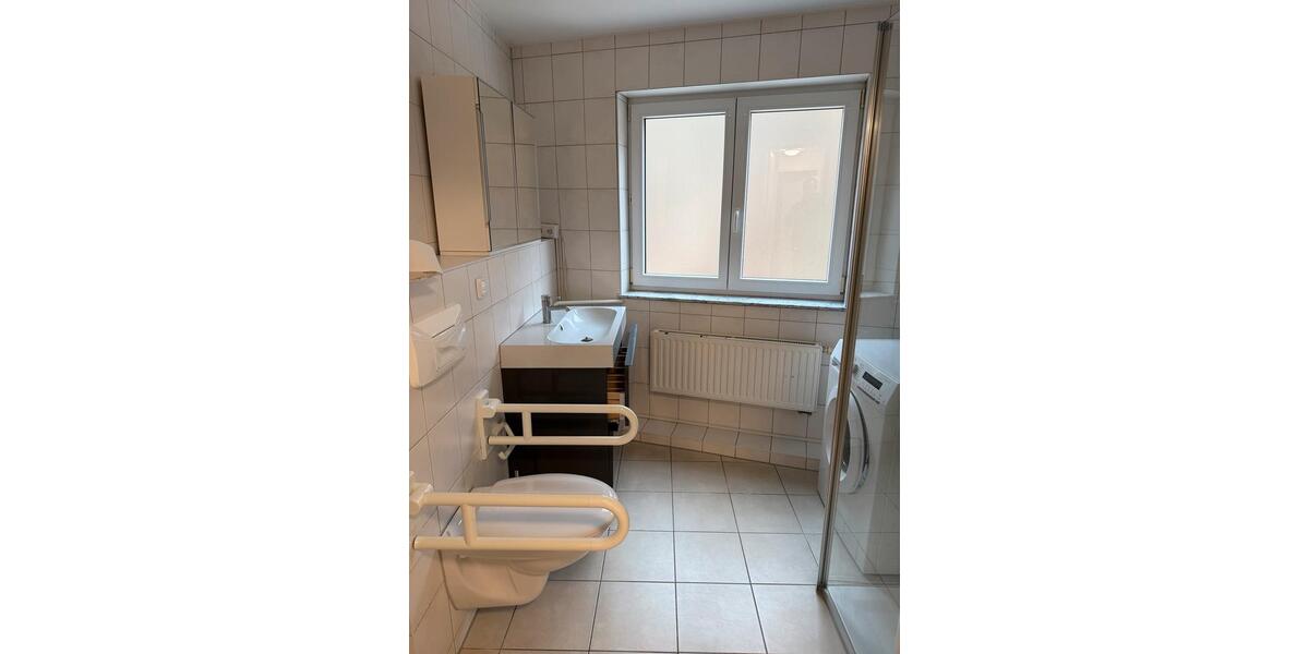 Etagenwohnung Bad Urach - 3 Zimmer, 77 m&sup2;, 295.000&euro; | Angebot:24997185