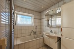 Einfamilien- oder Generationenhaus: 5 Zimmer, 128 m² Wohnfläche auf 635 m² Grundstück - Zweifamilienhaus Bempflingen Kleinbettlingen | Angebot:27513176