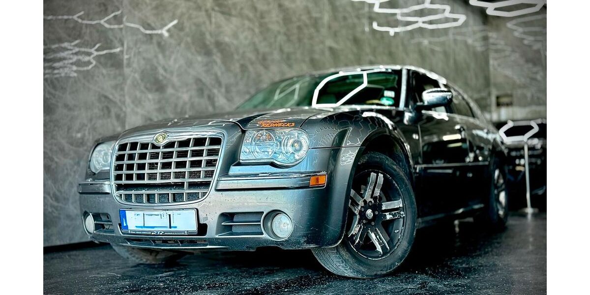 Chrysler 300C 280.000 km 2.999 &euro; Reutlingen 72762
