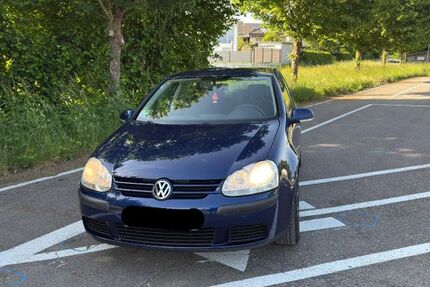 VW Golf 216.000 km 2.250 &euro; Rottenburg 72108