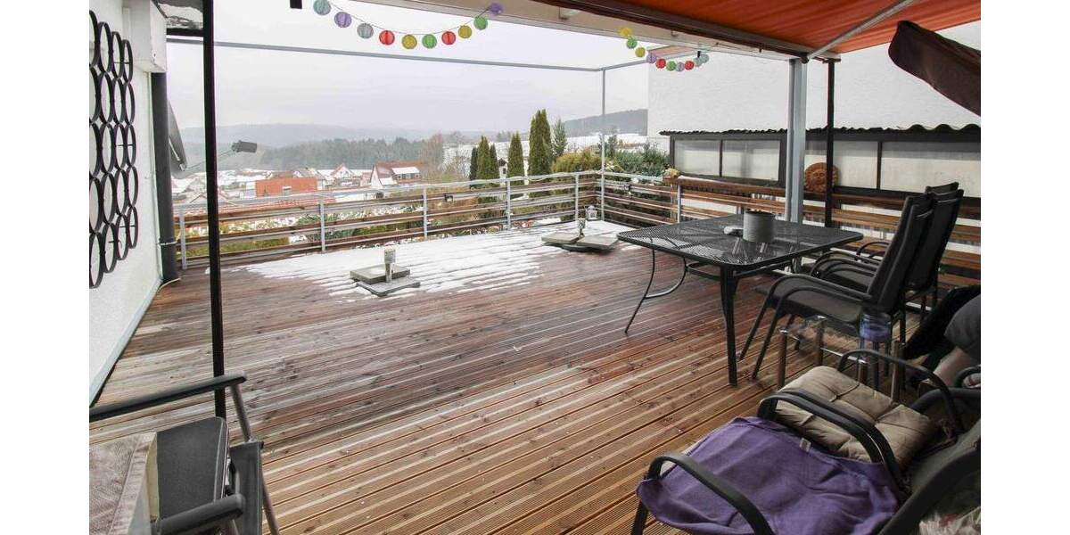Einfamilienhaus Bad Urach Sirchingen - 4 Zimmer, 104 m&sup2;, 295.000&euro; | Angebot:25777234