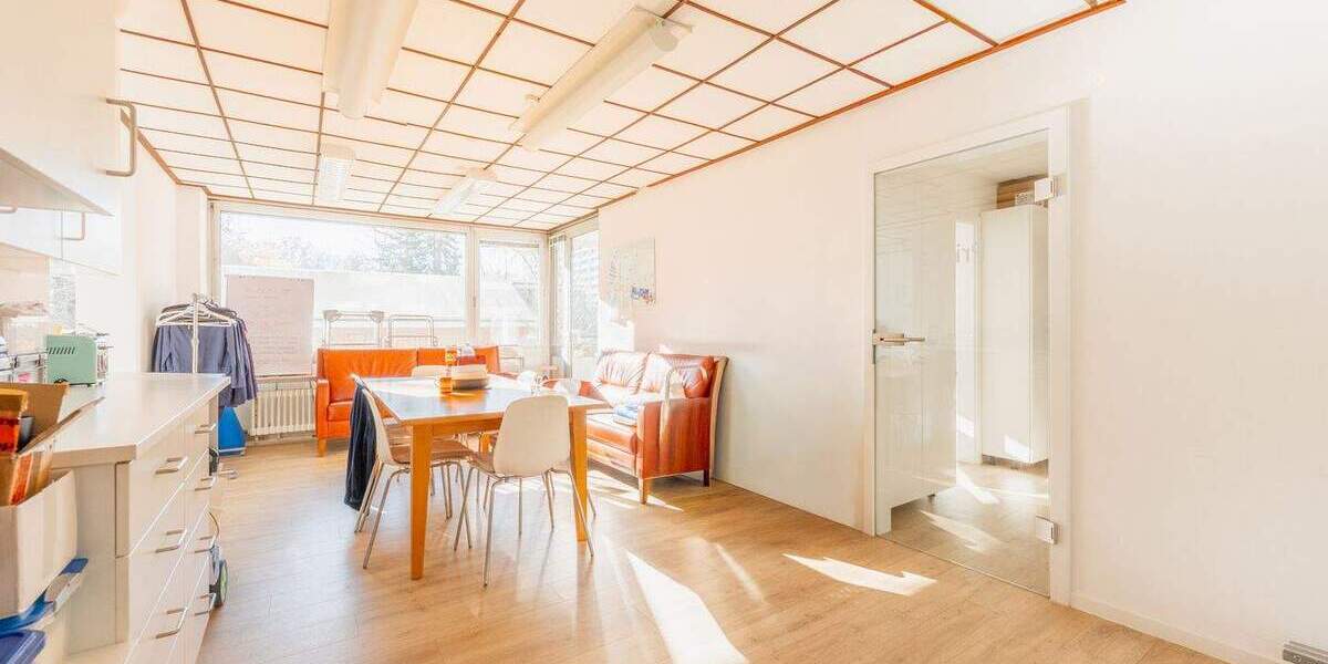 Etagenwohnung Stuttgart Asemwald - 2 Zimmer, 63 m&sup2;, 199.000&euro; | Angebot:25685457