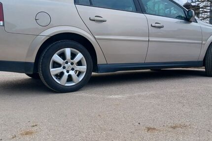 Opel Vectra 185.555 km 2.499 &euro; Bad Urach 72574