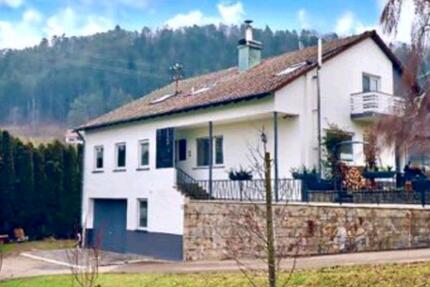Haus Burladingen - 8 Zimmer, 305 m&sup2;, 700.000&euro; | Angebot:26692492