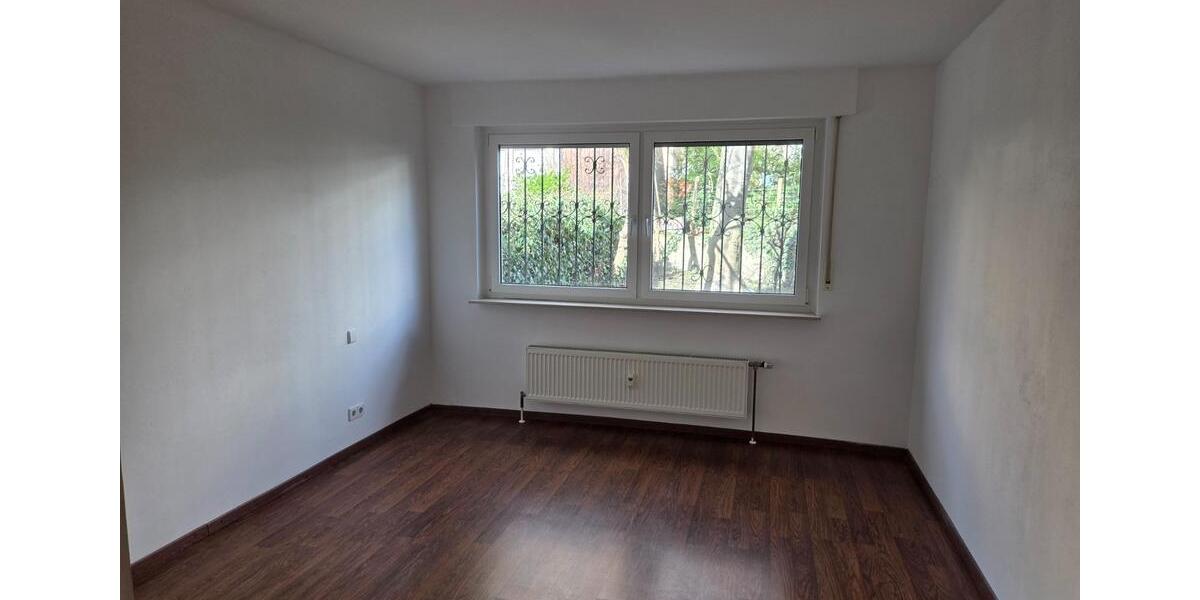 Hochparterre Stuttgart Botnang - 3.5 Zimmer, 80 m&sup2;, 320.000&euro; | Angebot:25611782