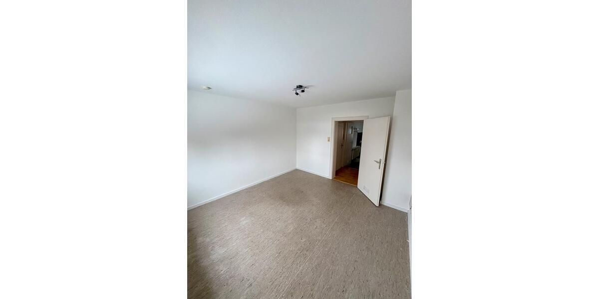 Etagenwohnung Engstingen - 3 Zimmer, 75 m&sup2;, 700&euro; | Angebot:25841298