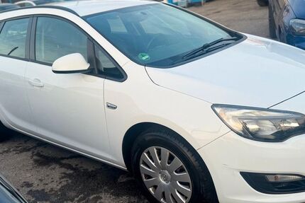 Opel Astra 144.000 km 5.900 &euro; Sindelfingen 71065