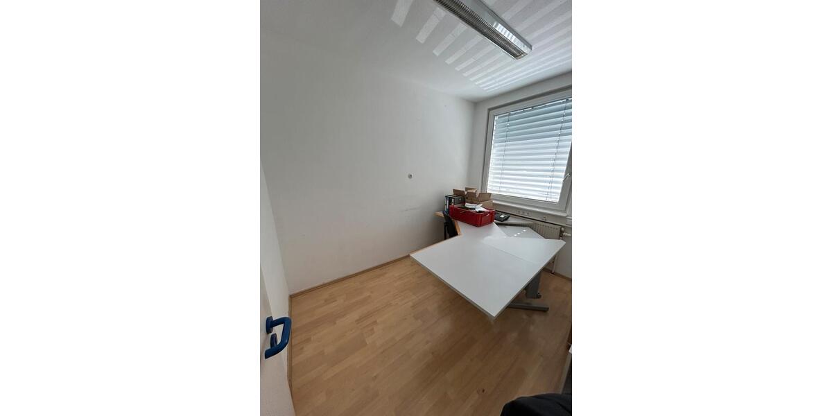 Gewerbeobjekt Metzingen - 2.200&euro; | Angebot:26268572