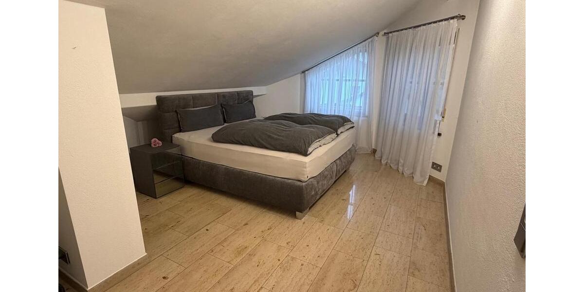 Dachgeschoßwohnung Horb am Neckar - 3.5 Zimmer, 107 m&sup2;, 1.450&euro; | Angebot:25900850