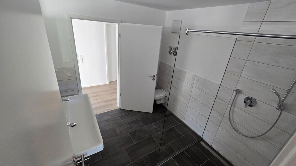 Hochparterre Dettingen an der Erms - 4.5 Zimmer, 110 m&sup2;, 550.000&euro; | Angebot:26941689