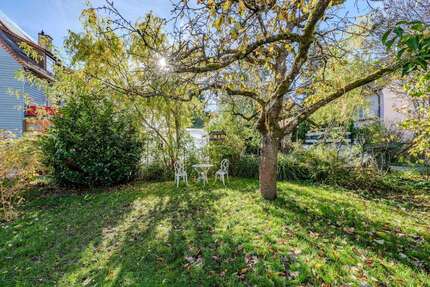 Haus Stuttgart Vaihingen - 10 Zimmer, 250 m&sup2;, 895.000&euro; | Angebot:24539925