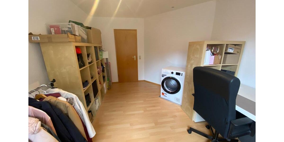 Etagenwohnung Nufringen - 3.5 Zimmer, 80 m&sup2;, 365.000&euro; | Angebot:25512756