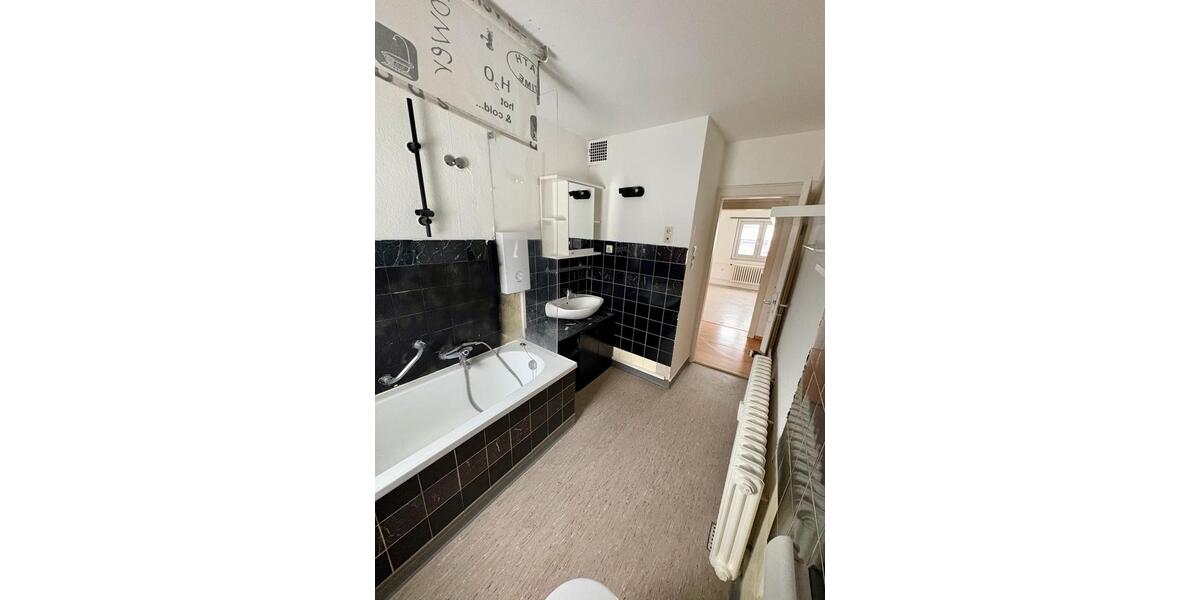 Etagenwohnung Engstingen - 3 Zimmer, 75 m&sup2;, 700&euro; | Angebot:25841298