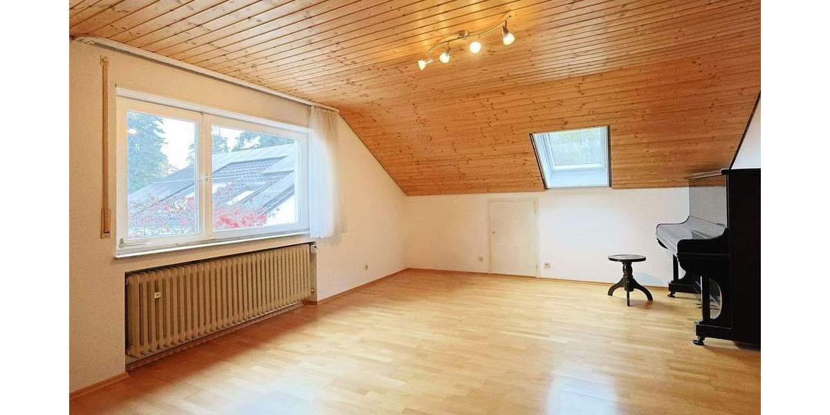 Mehrfamilienhaus, Wohnhaus Sindelfingen-Maichingen Maichingen - 7 Zimmer, 284 m&sup2;, 895.000&euro; | Angebot:25682110