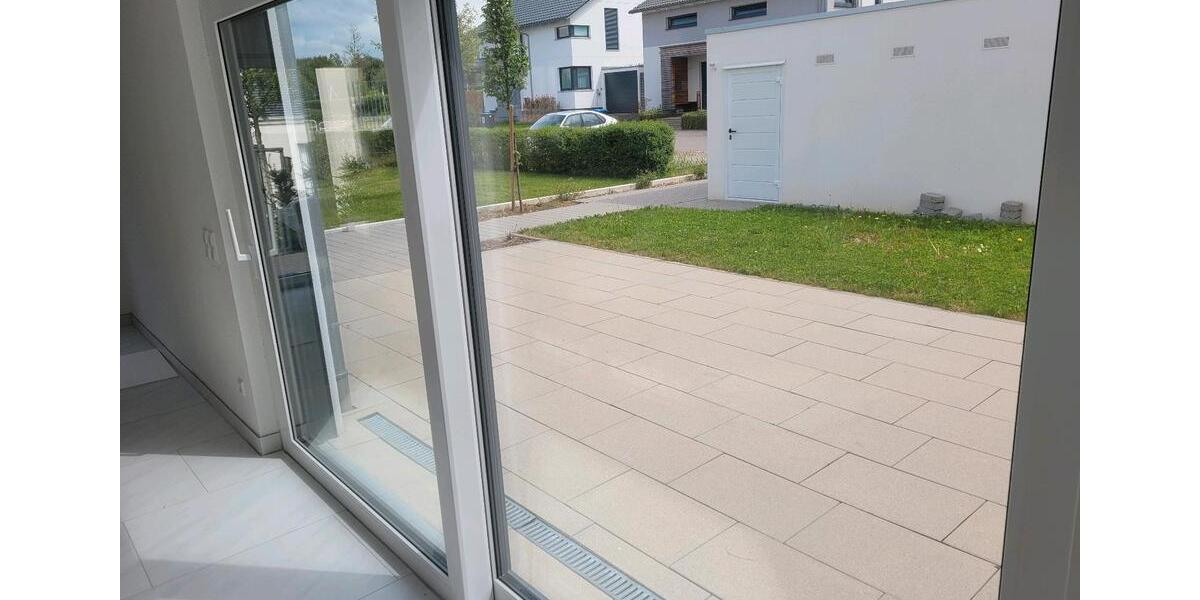 Etagenwohnung Kirchentellinsfurt - 1 Zimmer, 170 m&sup2;, 700&euro; | Angebot:25415723