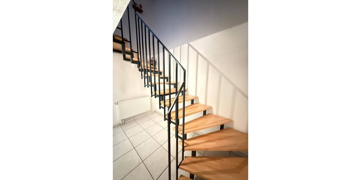 Reihenmittelhaus Gäufelden / Öschelbronn Öschelbronn - 4 Zimmer, 130 m&sup2;, 549.000&euro; | Angebot:25692093