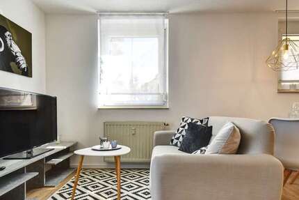 Wohnung Stuttgart Feuerbach - 1 Zimmer, 42 m&sup2;, 1.150&euro; | Angebot:26005333