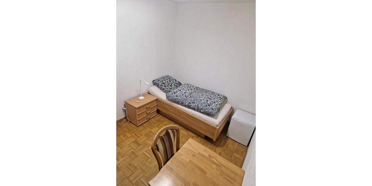 Erdgeschoßwohnung Bad Urach - 1 Zimmer, 16 m&sup2; | Angebot:25686429