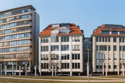 Wohnung Stuttgart Mitte - 2 Zimmer, 91 m&sup2;, 1.400&euro; | Angebot:25700249