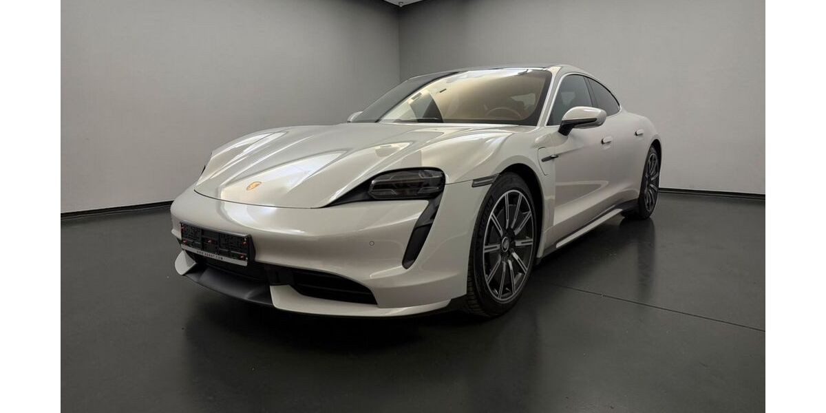 Porsche Taycan 70.000 km 65.699 &euro; Reutlingen / Mittelstadt 72766