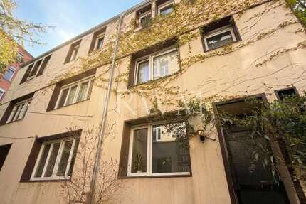 Haus Stuttgart Lehen - 6 Zimmer, 237 m&sup2;, 799.000&euro; | Angebot:27414329