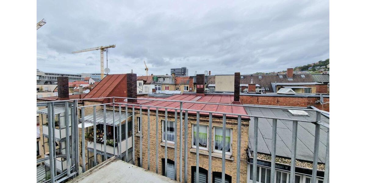 Dachgeschoßwohnung Stuttgart Stuttgart-Mitte - 5 Zimmer, 134 m&sup2;, 2.796&euro; | Angebot:25806143