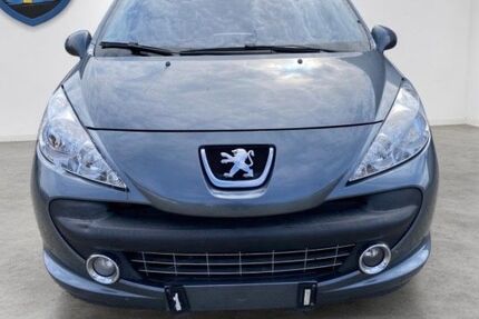 Peugeot 207 140.000 km 3.499 &euro; Rangendingen 72414
