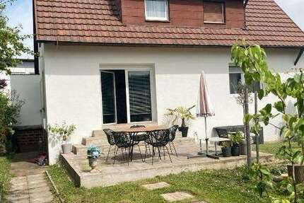 Haus Mössingen - 5.5 Zimmer, 127 m&sup2;, 535.000&euro; | Angebot:25310355