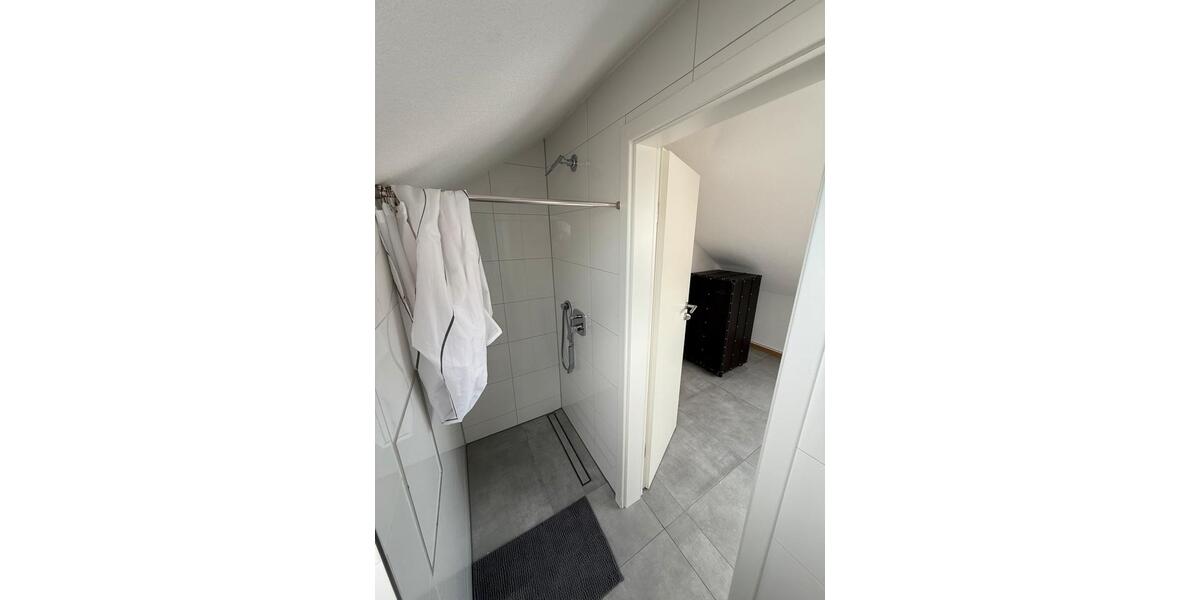 Reihenhaus Reutlingen Sondelfingen - 5.5 Zimmer, 145 m&sup2;, 515.000&euro; | Angebot:26143388