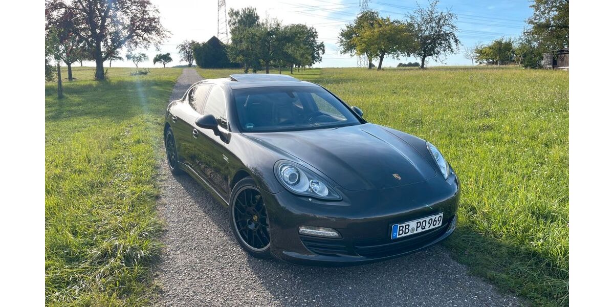 Porsche Panamera 174.000 km 19.999 &euro; Sindelfingen 71067