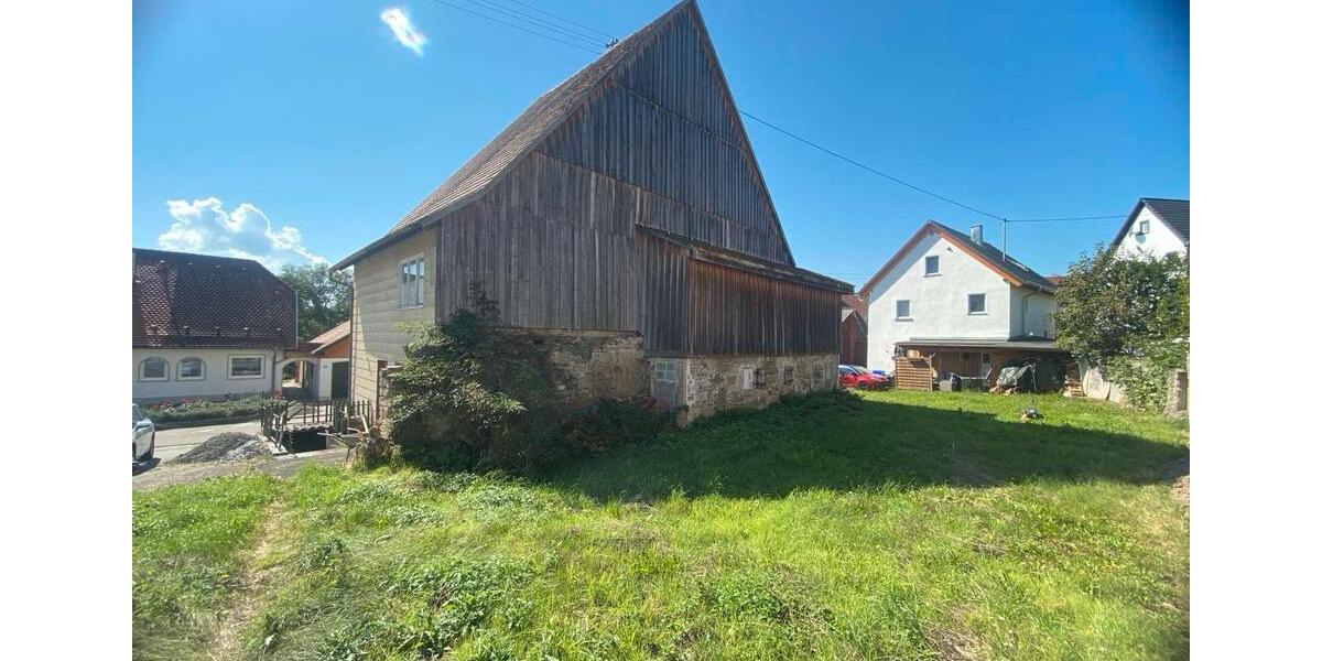 Einfamilienhaus Haigerloch - 9 Zimmer, 270 m&sup2;, 123.456&euro; | Angebot:25612396