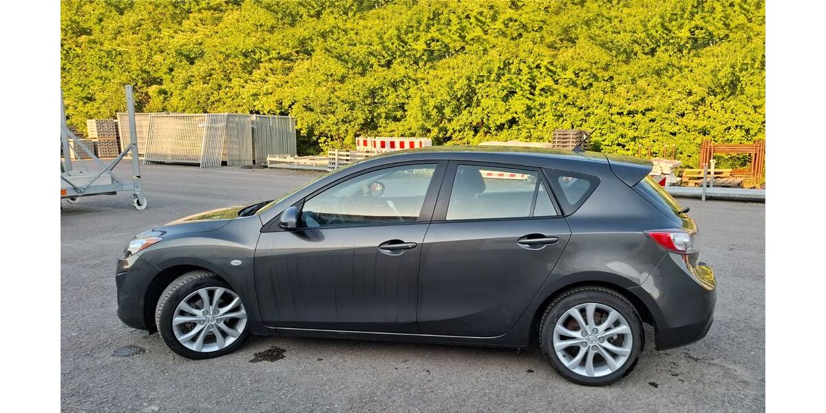Mazda 3 29.530 km 7.800 &euro; Stuttgart 70439