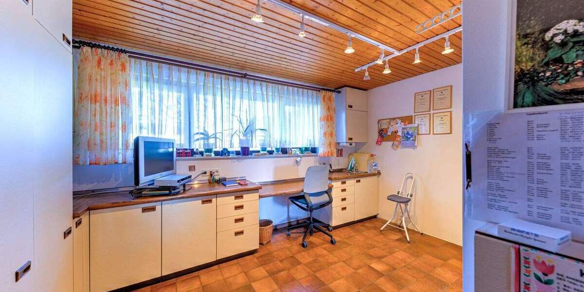Einfamilienhaus Aidlingen Deufringen - 7 Zimmer, 333 m&sup2;, 925.000&euro; | Angebot:25800930