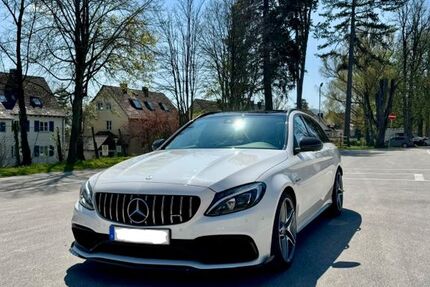 Mercedes-Benz C 63 AMG 97.000 km 38.490 &euro; Rottenburg 72108