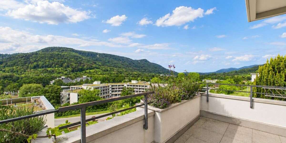 Etagenwohnung Bad Urach - 5 Zimmer, 125 m&sup2;, 345.000&euro; | Angebot:26737899