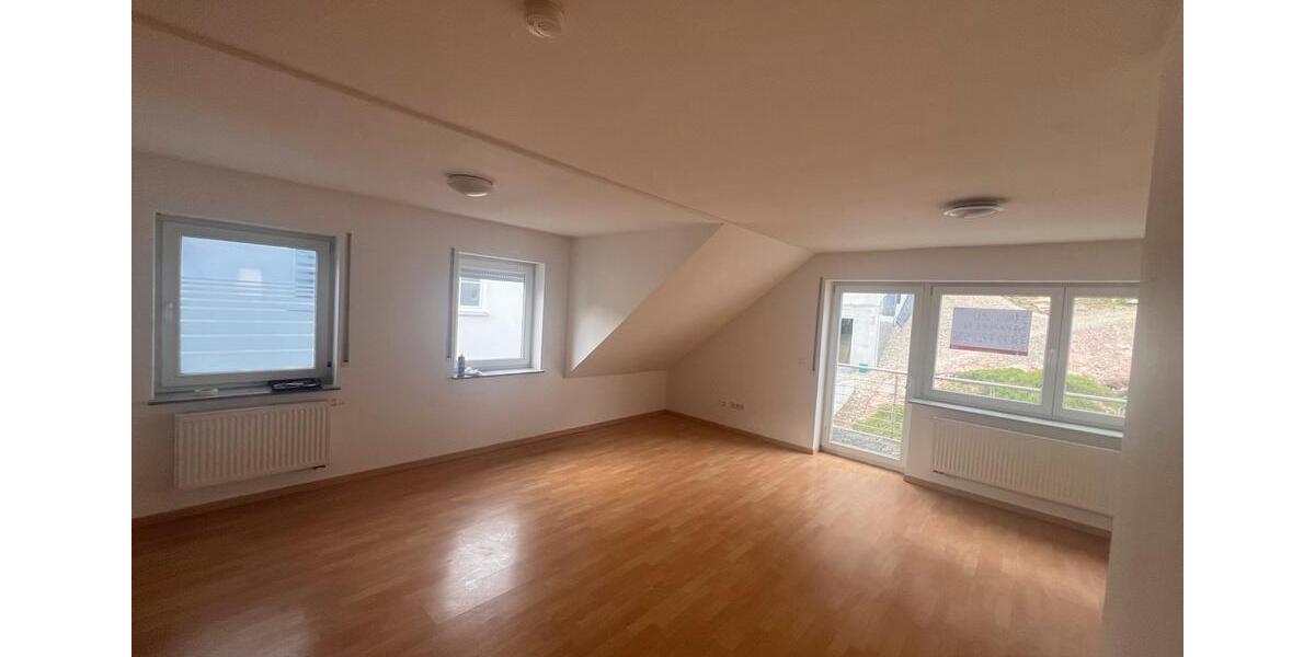 Einfamilienhaus Nagold - 7 Zimmer, 190 m&sup2;, 655.000&euro; | Angebot:25926663